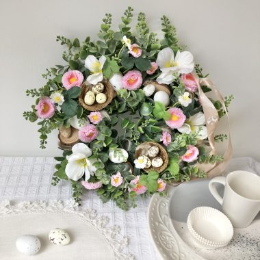 Wesoły wianek ozdoba stołu